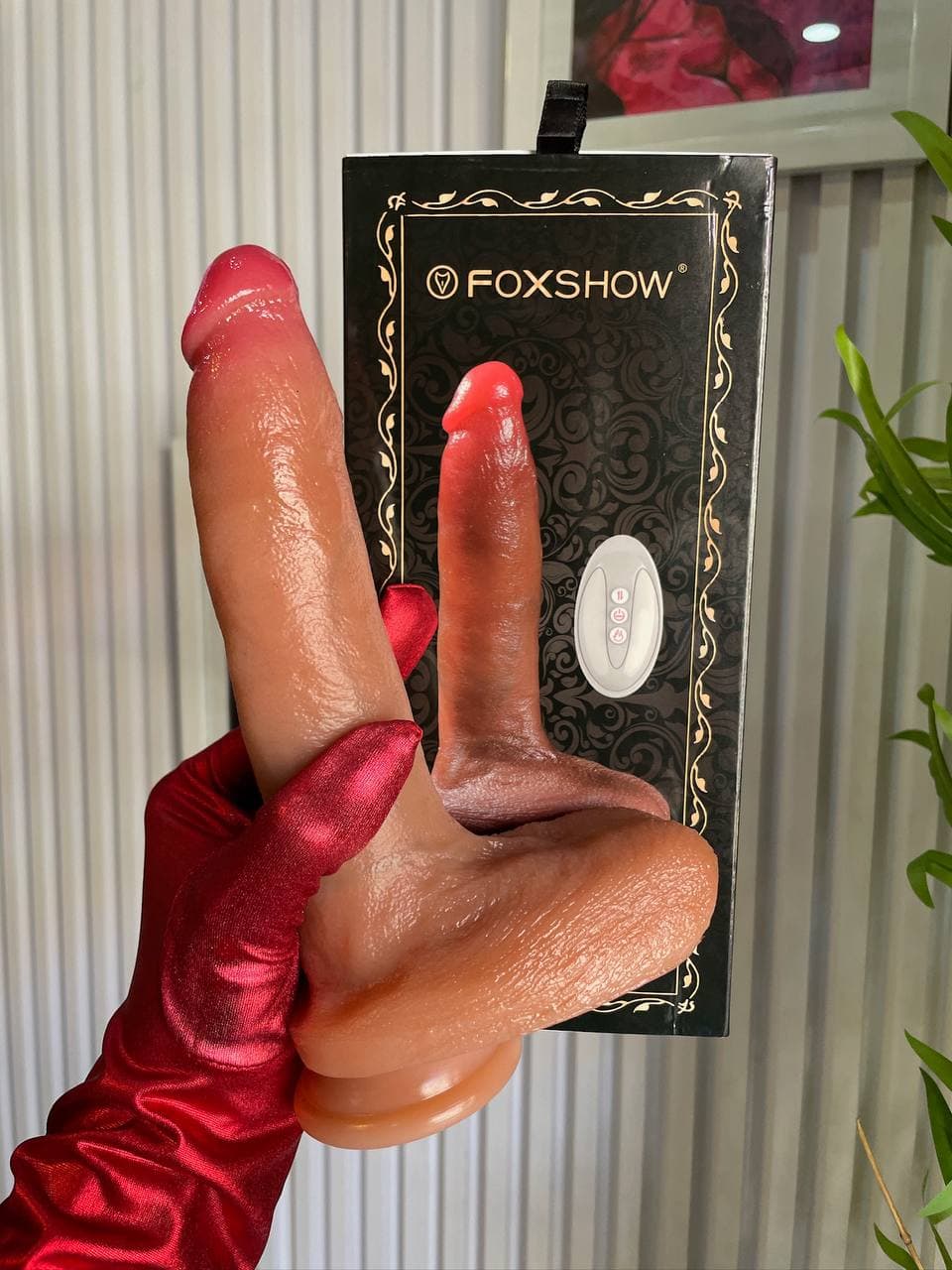 FoxShow d50 thrusting dildo